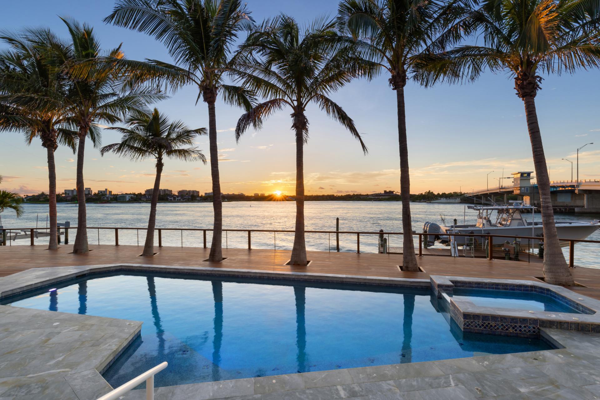 001_JohnRingling_Bay&Key